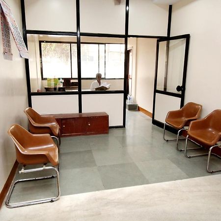 Hotel Gomatgiri Aurangabad  Exterior photo